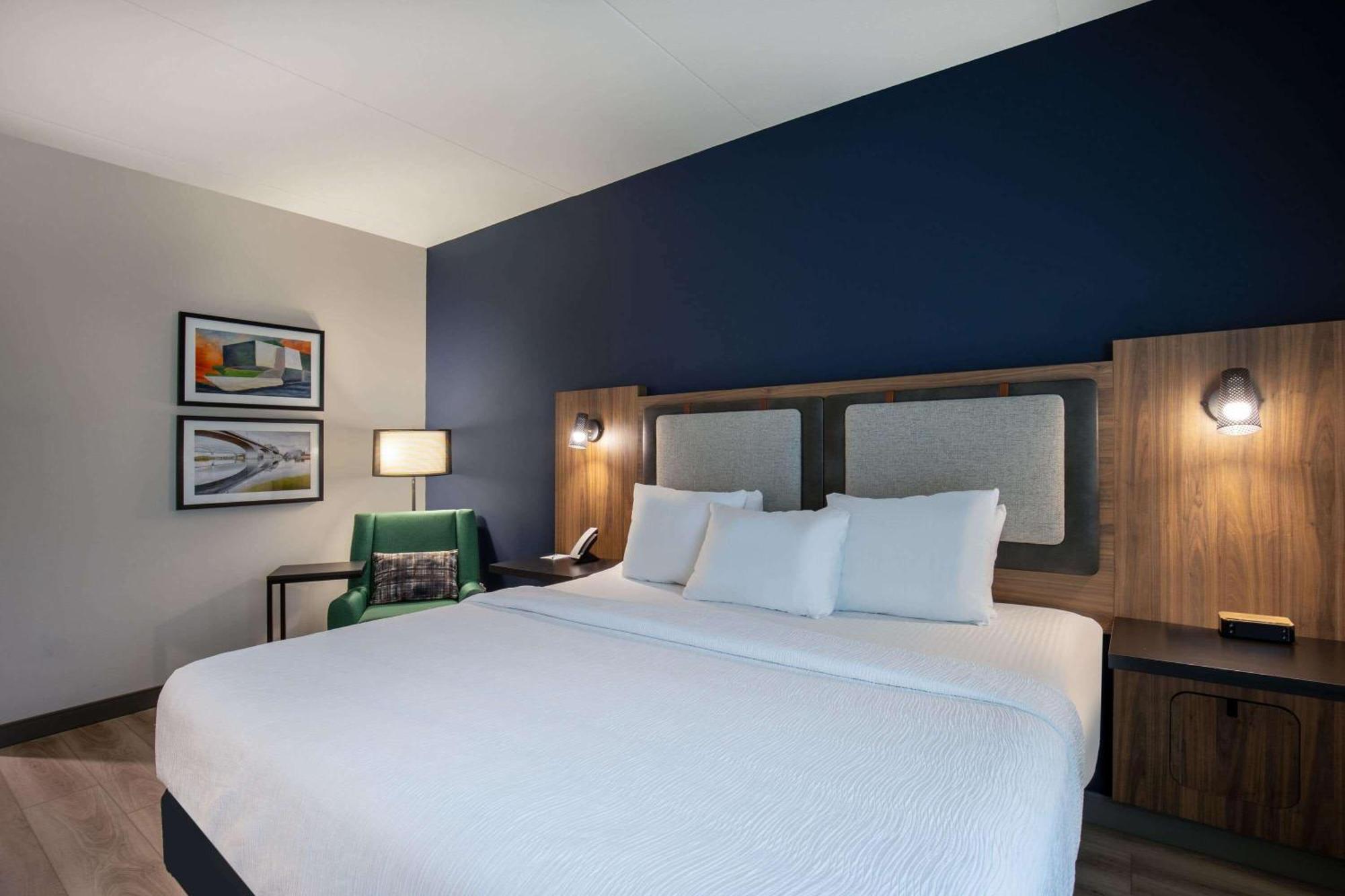 La Quinta Inn & Suites By Wyndham Chattanooga Downtown/South Dış mekan fotoğraf