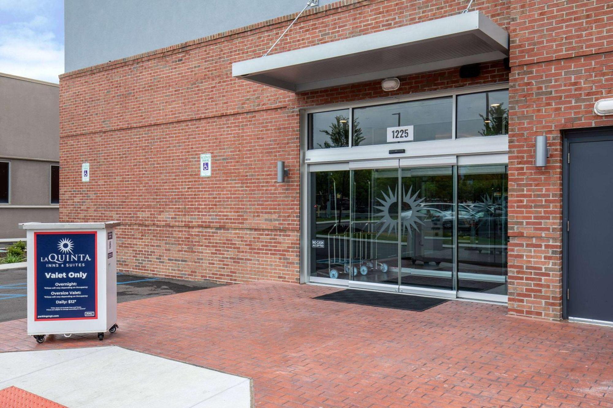 La Quinta Inn & Suites By Wyndham Chattanooga Downtown/South Dış mekan fotoğraf